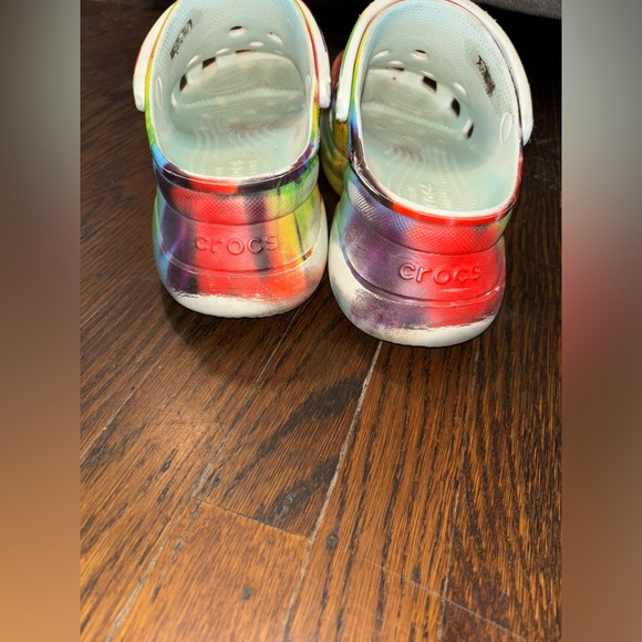 Rainbow Platform Crocs - Picture 5 of 6